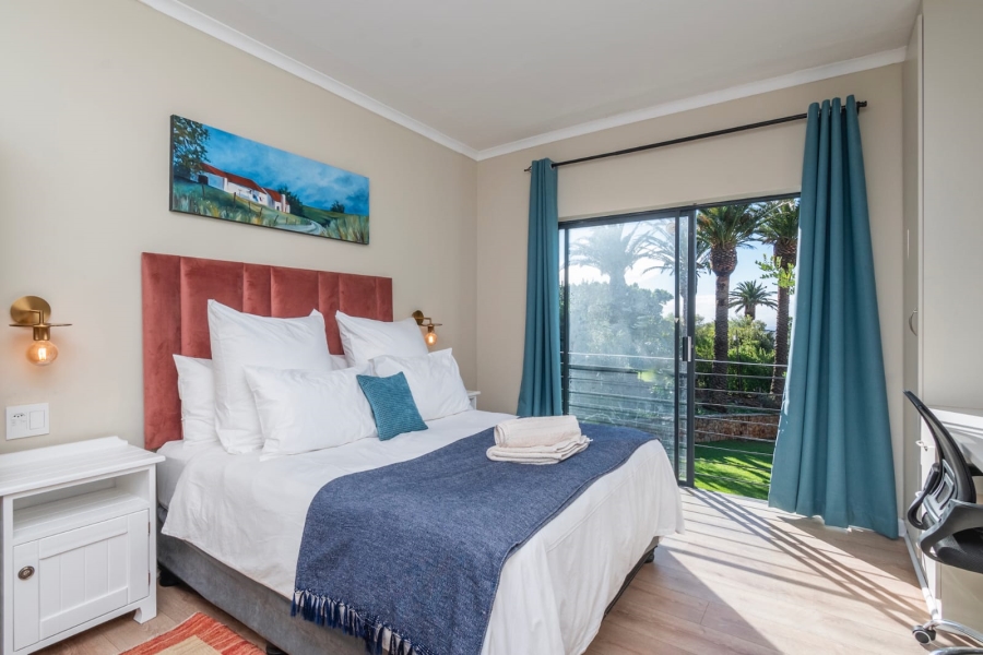 To Let 4 Bedroom Property for Rent in Oranjezicht Western Cape